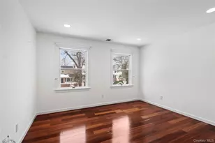 5 Pine St, Plainview, NY 11803 - Photo 29