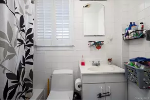 404 Silver Ln, Oceanside, NY 11572 - Photo 7