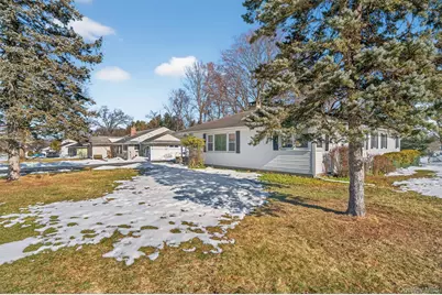 2 Thomas Jefferson Place, Middletown, NY 10940 - Photo 29