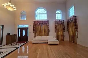 35-62 168th St, Flushing, NY 11358 - Photo 3