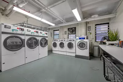 18 West 70 Street #9, New York, NY 10023 - Photo 19