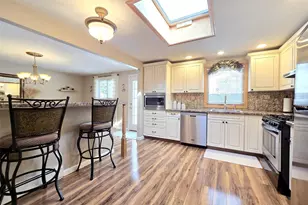 59 Holiday Park Dr, Centereach, NY 11720 - Photo 9