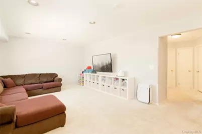 266 Lake Point Circle #266, Middle Island, NY 11953 - Photo 9