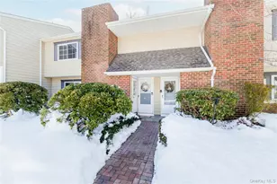 266 Lake Point Circle, Middle Island, NY 11953 - Photo 3