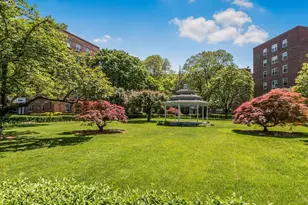 220 Pelham Rd, New Rochelle, NY 10805 - Photo 27