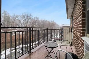 100 Diplomat Dr, Mount Kisco, NY 10549 - Photo 9