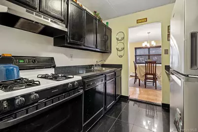100 Diplomat Drive #8C, Mount Kisco, NY 10549 - Photo 13