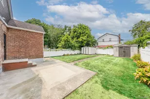 130-16 232nd St, Springfield Gardens, NY 11413 - Photo 17