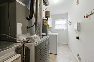 2 Kismet Ct, Ridge, NY 11961 - Photo 29