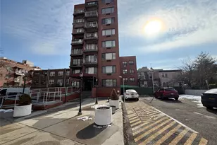 87-14 57th Rd, Elmhurst, NY 11373 - Photo 33