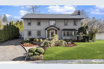 98 Barry Lane, Syosset, NY 11791 - Photo 1