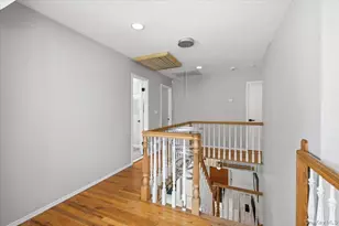 98 Barry Ln, Syosset, NY 11791 - Photo 27