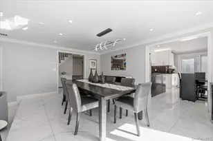 98 Barry Ln, Syosset, NY 11791 - Photo 9