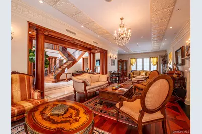 [Address not provided], Jamaica, NY 11432 - Photo 7