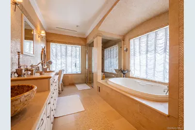 [Address not provided], Jamaica, NY 11432 - Photo 19