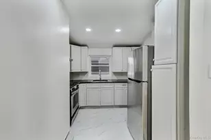 109-87 Francis Lewis Blvd, Queens Village, NY 11429 - Photo 15