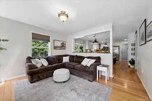 27 Pugsley Pkwy, Cortlandt Manor, NY 10567 - Photo 11
