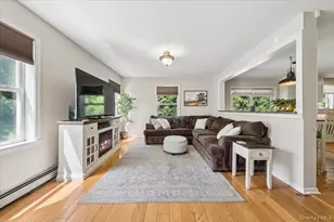 27 Pugsley Pkwy, Cortlandt Manor, NY 10567 - Photo 9