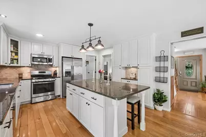27 Pugsley Parkway, Cortlandt Manor, NY 10567 - Photo 15