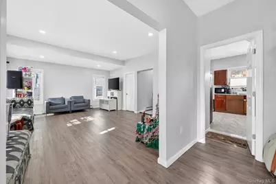 1106 Orchard Street, Peekskill, NY 10566 - Photo 5