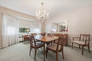 8 Andover Ct, Garden City, NY 11530 - Photo 7