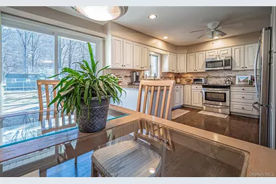 8 Adelaide Lane, Washingtonville, NY 10992 - Photo 13