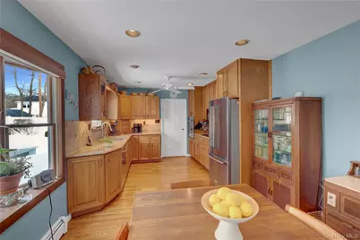 286 Hallock Road, Stony Brook, NY 11790 - Photo 13