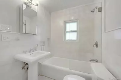 1 Webster Road, Scarsdale, NY 10583 - Photo 15