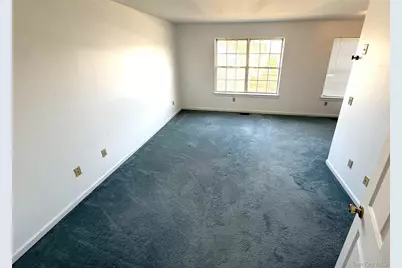 618 Crab Apple Lane, New Windsor, NY 12553 - Photo 11