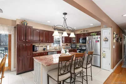 5 Orange Court, Wappingers Falls, NY 12590 - Photo 7