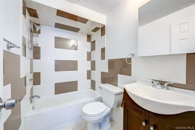 3102 Richmond Terrace, New York, NY 10303 - Photo 31