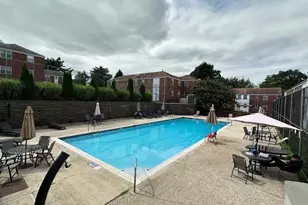 229-09 69th Ave, Bayside, NY 11364 - Photo 23