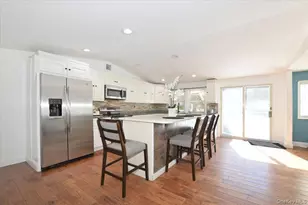 62 Bayside Ave, Amityville, NY 11701 - Photo 11