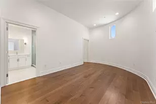 2 Weaver St, Scarsdale, NY 10583 - Photo 15