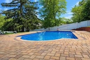 132 Midwood Ave, Nesconset, NY 11767 - Photo 5