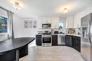 179 Sterling Rd, Elmont, NY 11003 - Photo 7