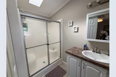 1661 Old Country Road #69, Riverhead, NY 11901 - Photo 25