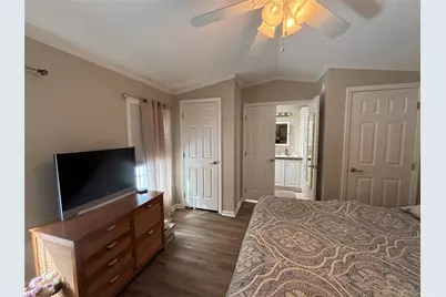 1661 Old Country Road #69, Riverhead, NY 11901 - Photo 23
