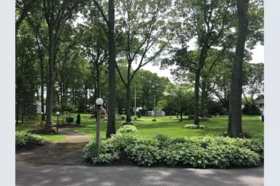 1661 Old Country Road #69, Riverhead, NY 11901 - Photo 37