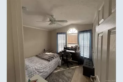 1661 Old Country Road #69, Riverhead, NY 11901 - Photo 13