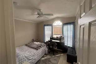 1661 Old Country Rd, Riverhead, NY 11901 - Photo 13