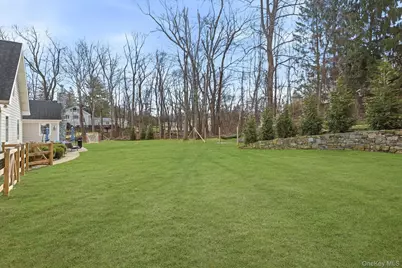 16 Hall Road, Briarcliff Manor, NY 10510 - Photo 33