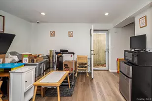 47 Cobblestone Dr, Shoreham, NY 11786 - Photo 35