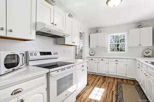 14 Frances Dr, Katonah, NY 10536 - Photo 9