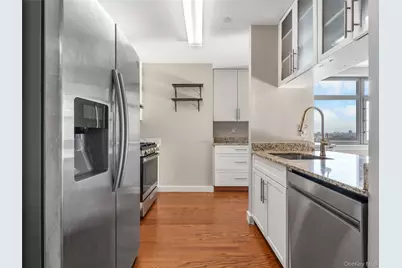 40-22 College Point Boulevard #10R, Flushing, NY 11354 - Photo 15