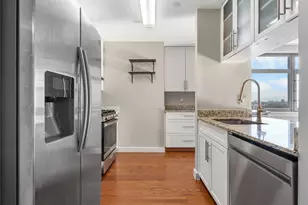 40-22 College Point Blvd, Flushing, NY 11354 - Photo 15