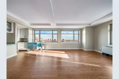 40-22 College Point Boulevard #10R, Flushing, NY 11354 - Photo 5