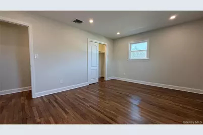 211 4th Avenue, West Babylon, NY 11704 - Photo 15