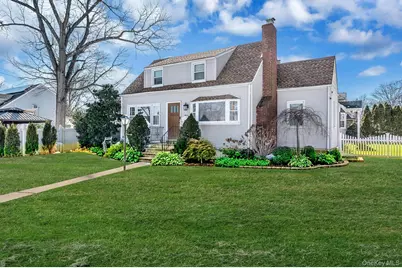 1972 Russell Street, North Bellmore, NY 11710 - Photo 5