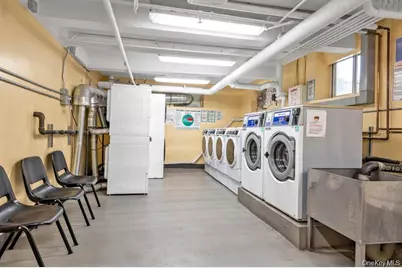 6360 102nd Street #A18, Rego Park, NY 11374 - Photo 17